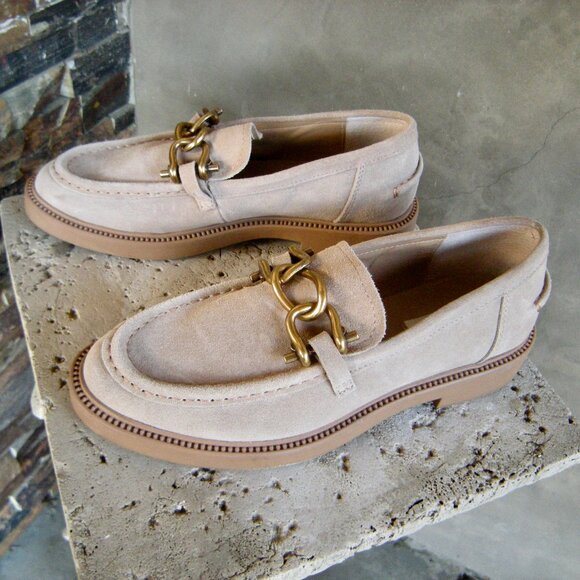 Steve Madden Size 8M Karmne Beige/tan Suede Loafers Classic Casual/Business - Picture 7 of 7
